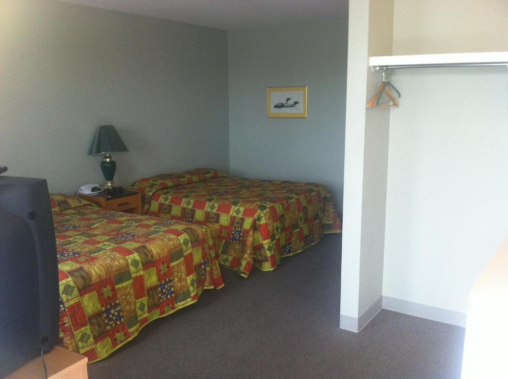 Raccoon Lodge Motel ซิลแวนเลค ห้อง รูปภาพ